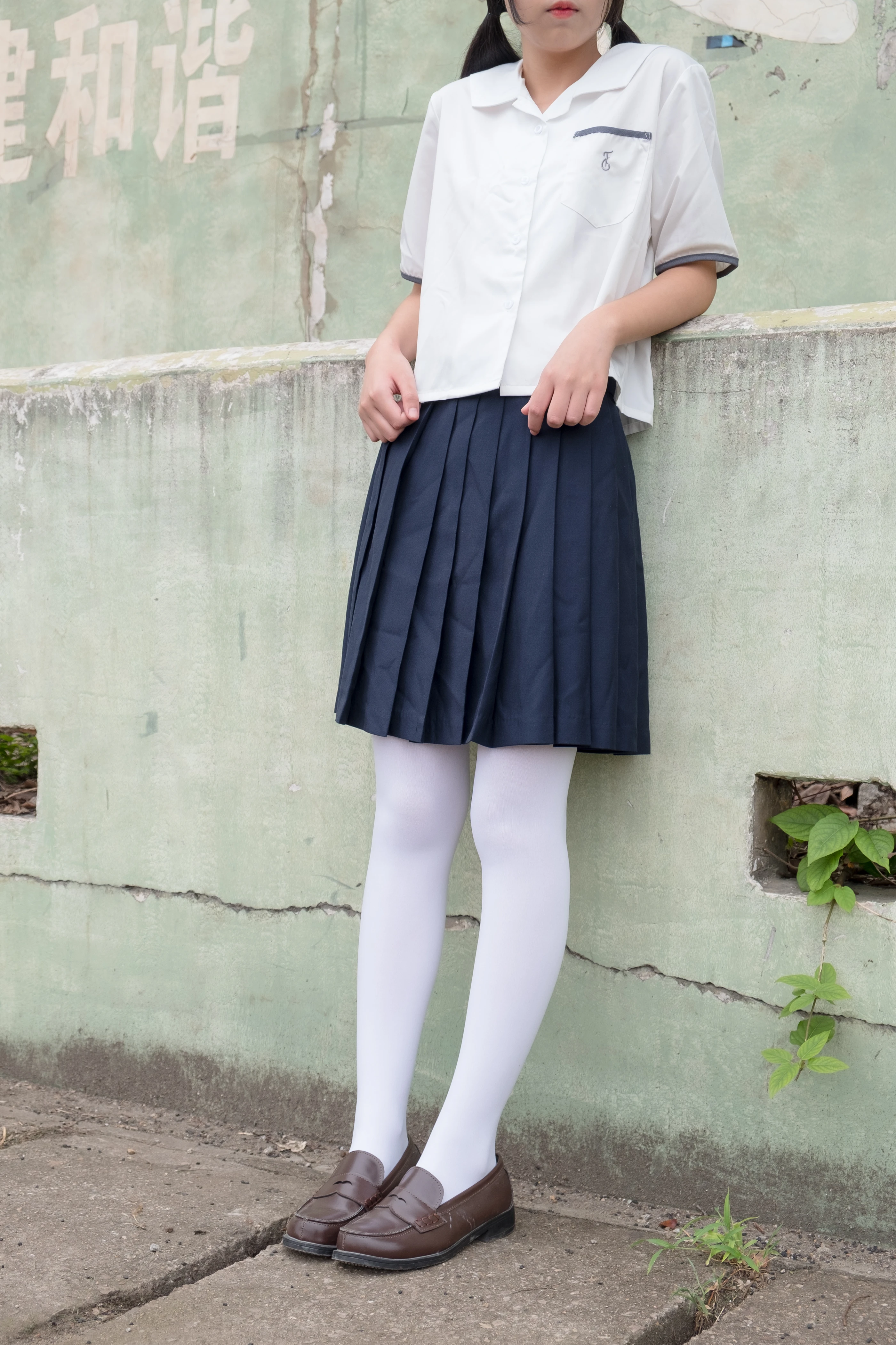 森萝财团 R15-034 [102P]插图